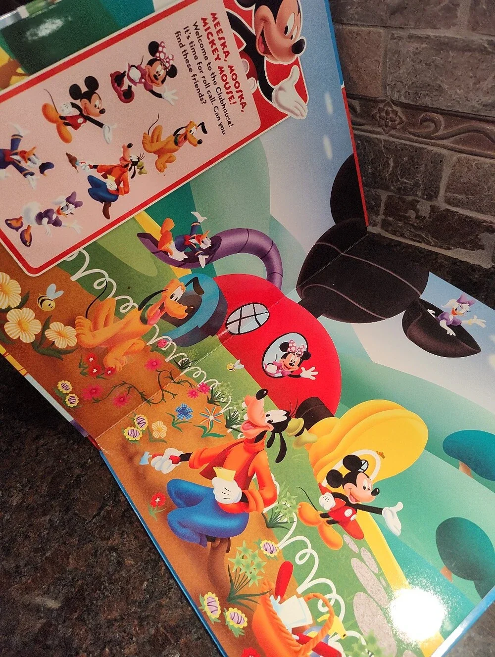 Disney Mickey Mouse Clubhouse Look and Find Book - Hardcover